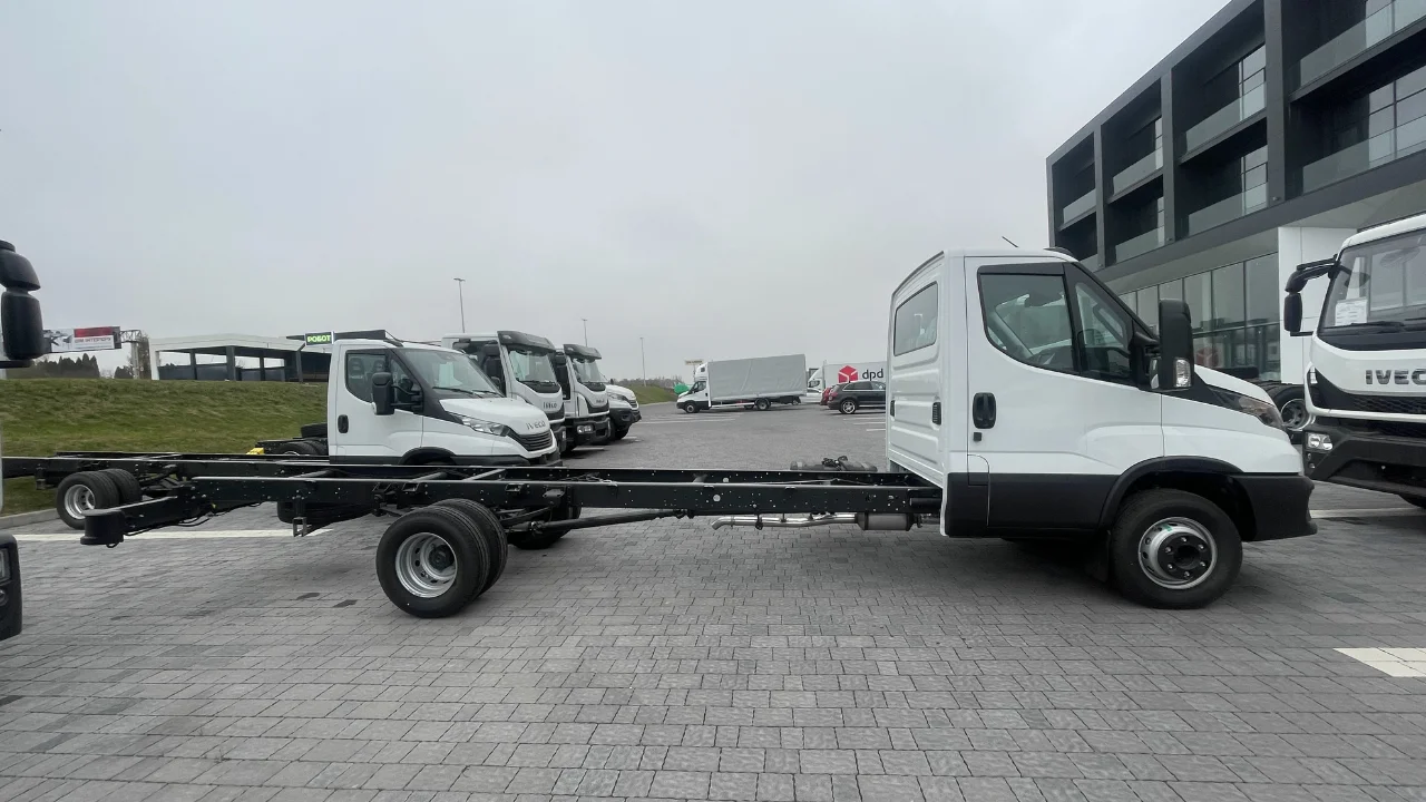 IVECO DAILY 70C16H3.0 (2024 модельний рік)