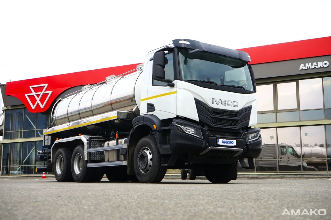 IVECO T-WAY AD380T46 H (Цистерна для води 12м3)