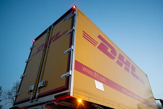 Індивідуально забудований фургон для перевезення авіаконтейнерів на базі шасі IVECO EUROCARGO