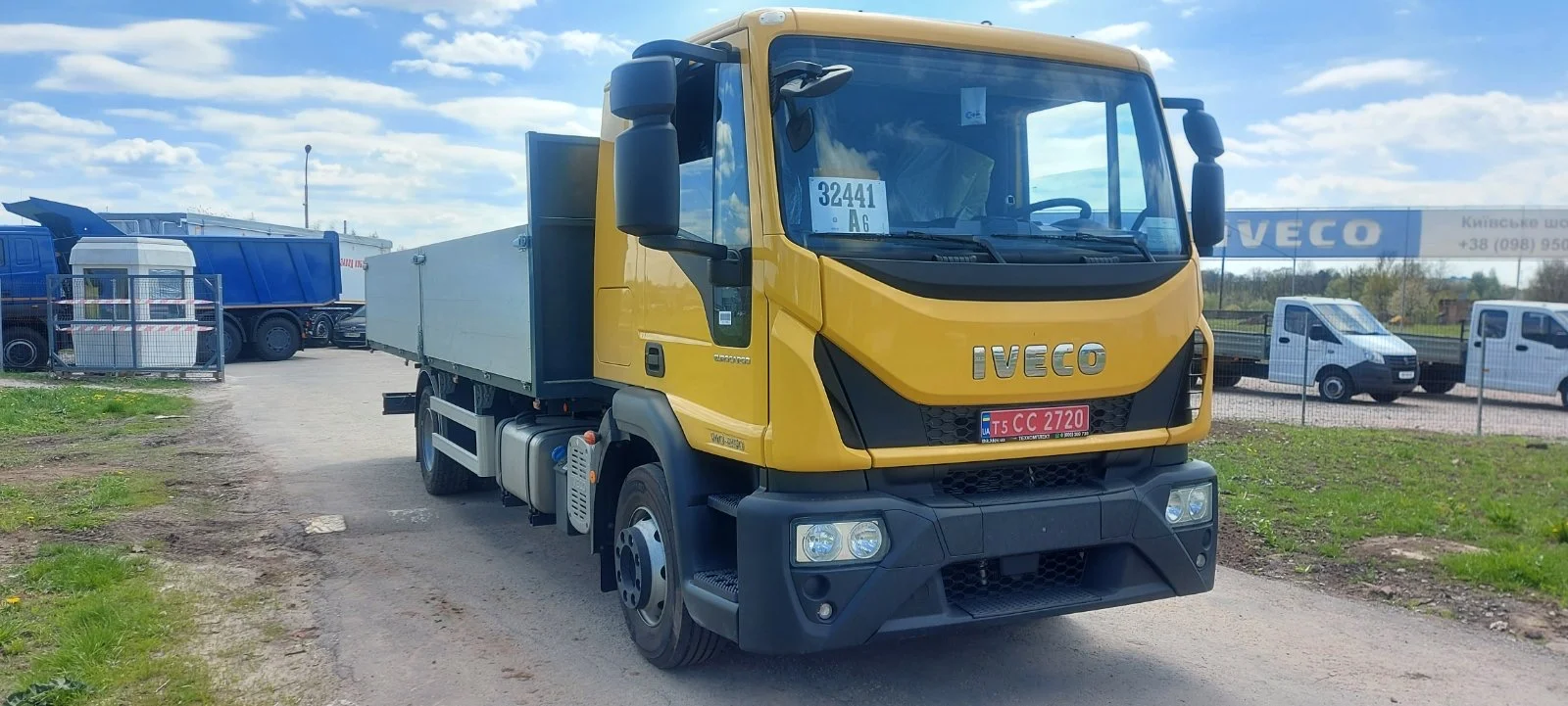 Алюмінієва бортова платформа - д/ш/в: 6400/2550/800мм на базі IVECO EuroCargo