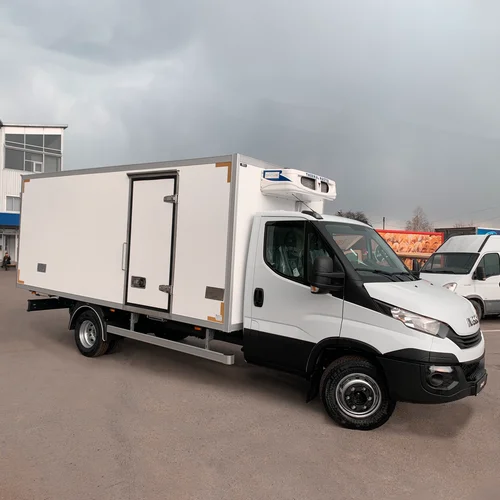Індивідуально забудований фургон на базі IVECO Daily 72C15 для дистриб'ютора продуктів харчування та напоїв